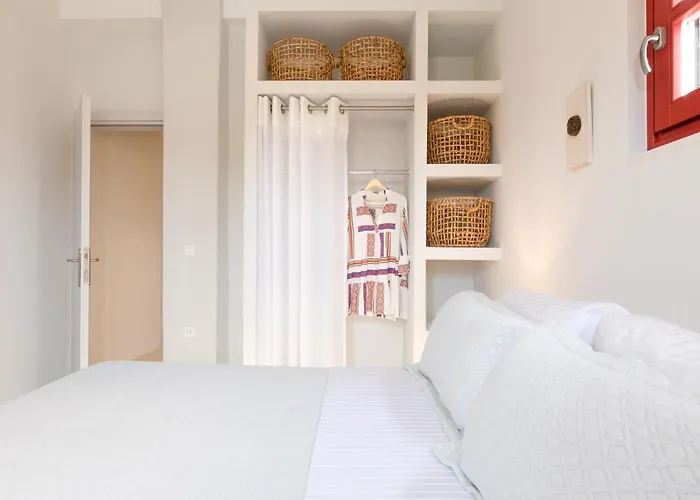 Marathi Mykonos * Klouvas