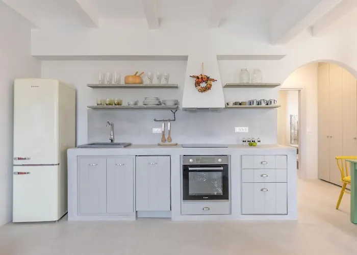 Marathi Mykonos Lägenhet Klouvas